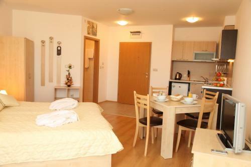 Aparthotel Aspen Golf, Ski And Spa Resort