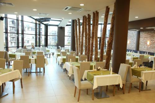 Aparthotel Aspen Golf, Ski And Spa Resort