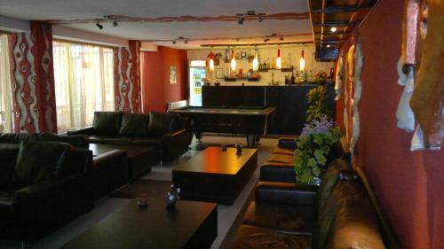 Tofana Hotel