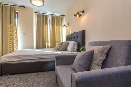 Valentina Heights Chalet Hotel