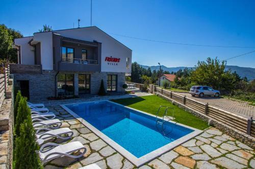 Hostal Friends Villa