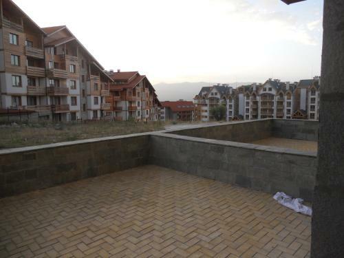 Roy's Apartment In St John Park