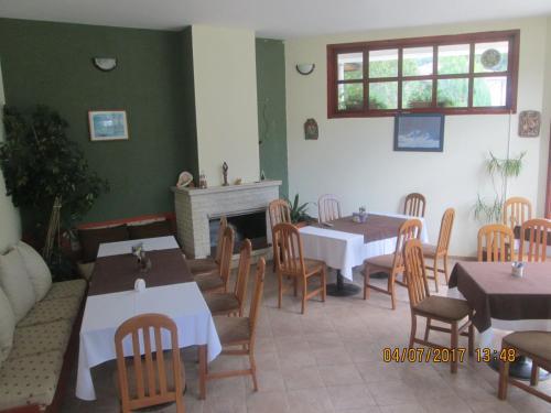 Fisherman's Hut Hotel
