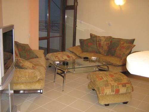 Apartments In Lazur 2 Complex