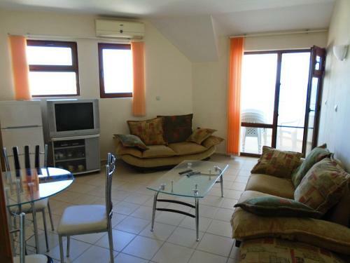 Apartments In Lazur 2 Complex