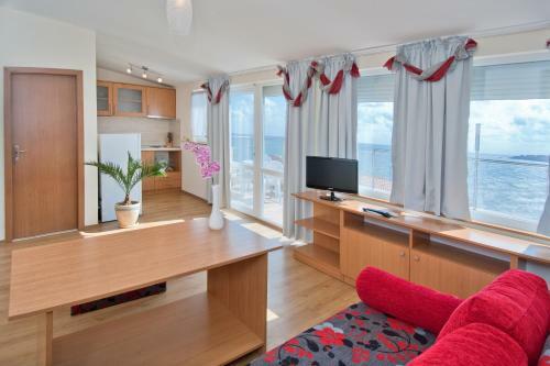 Hotel Briz