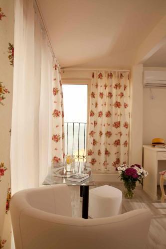 Relax Hotel