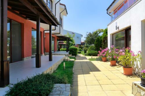 Saint Stefan Villas