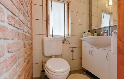 Four-bedroom Holiday Home In Beretinec
