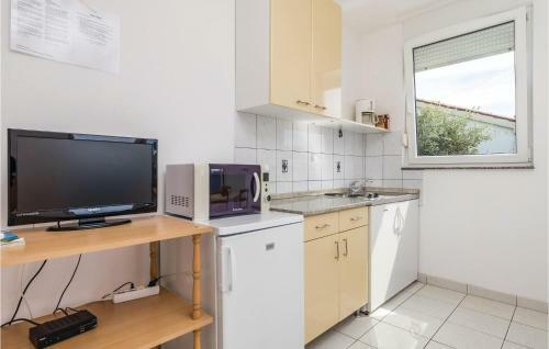 Two-bedroom Apartment In Kolan