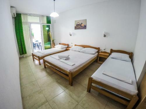 Zeko Apartments