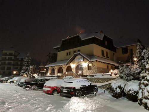 Hostal Guest House Vila Bajka