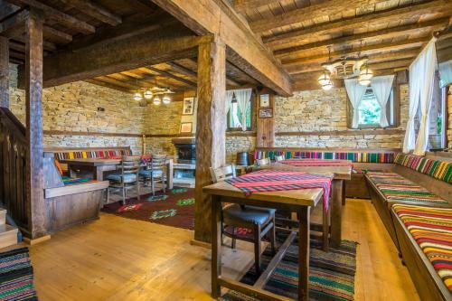 Hostal Macedonia Guest House