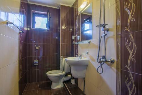 Hostal Macedonia Guest House