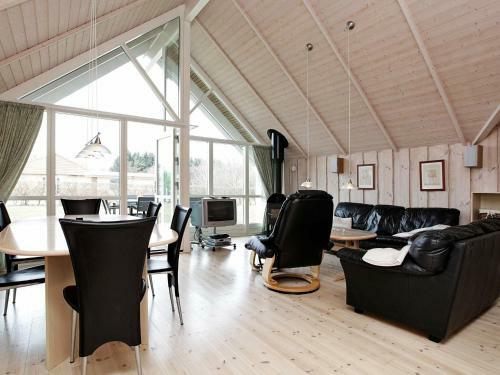 Three-bedroom Holiday Home In Hemmet 8