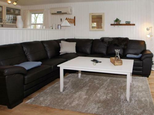 Two-bedroom Holiday Home In Hemmet 29