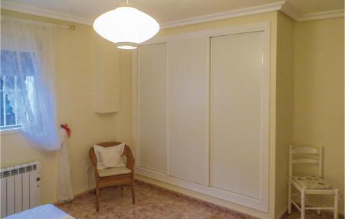 Three-bedroom Holiday Home In Benferri