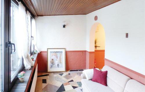 Eighteen-bedroom Holiday Home In Oberstadfeld