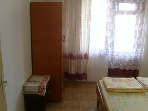 Hostal Sotirovi Guest House