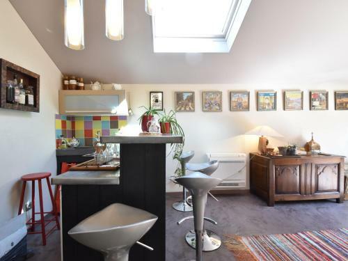 Idyllic Villa In Leynes With Swimming Pool
