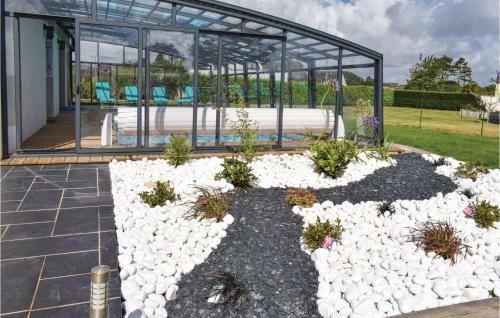 Four-bedroom Holiday Home In Plouezec