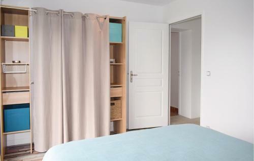 Four-bedroom Holiday Home In Plouezec