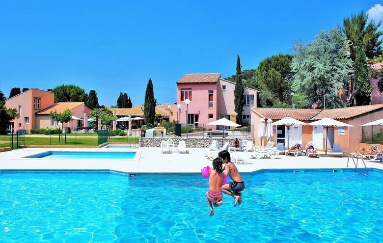 Hotel Village-vacances de Vaison La Romaine