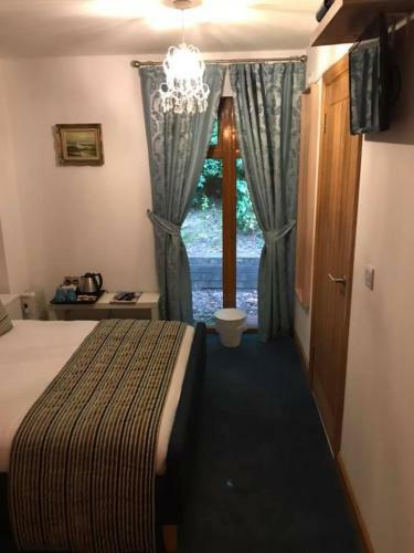 Posada Balmaha Inn Bed & Breakfast