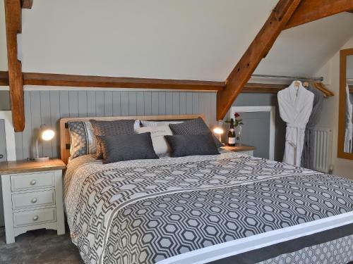Ty Isaf Cottage