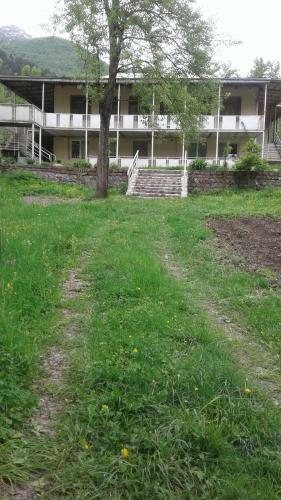 Hostal Zviad1