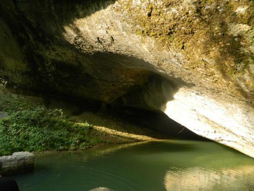 Hostal Guest House In Nikortsminda Racha