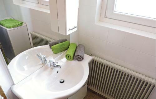 Three-bedroom Holiday Home In Kolbnitz