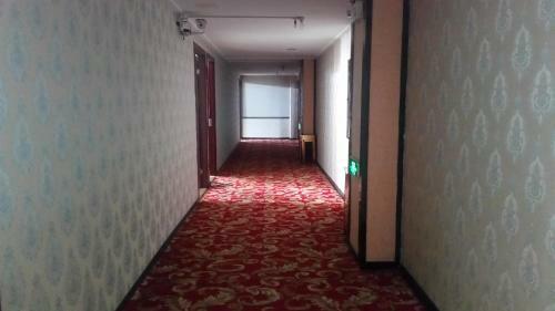 Ruilong Business Hotel