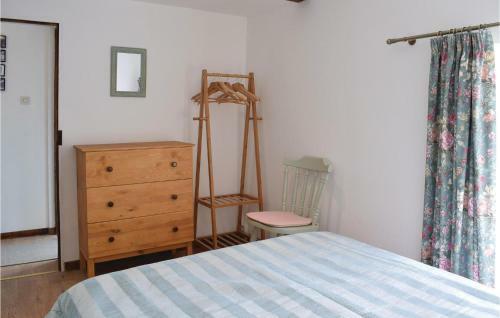Three-bedroom Holiday Home In St-michel-de-montjoie