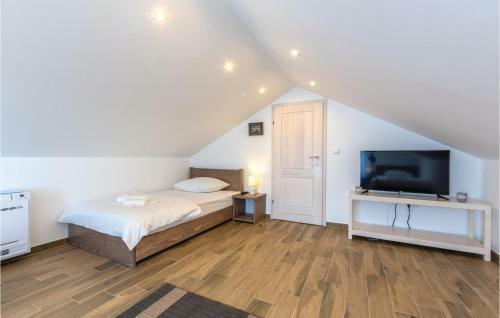 Seven-bedroom Holiday Home In Cacvina