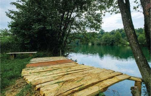 Two-bedroom Holiday Home In Galovic Selo