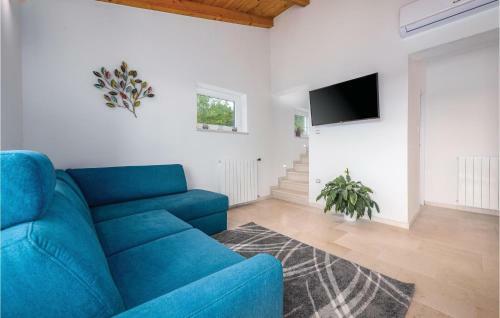 Two-bedroom Holiday Home In Parizi