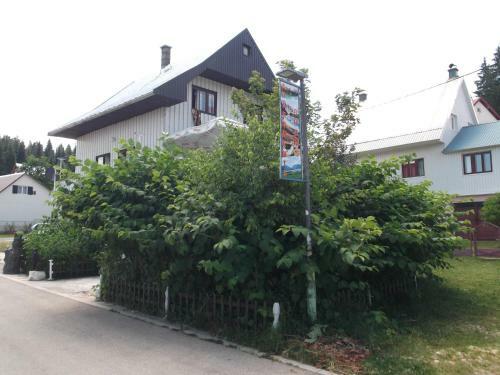 Rooms & Apartment Ljiljana