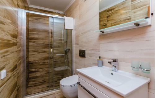 Two-bedroom Holiday Home In Herceg Novi