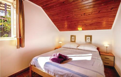 Two-bedroom Holiday Home In Njivice