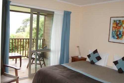 Mahana Lodge Boutique Bed & Breakfast
