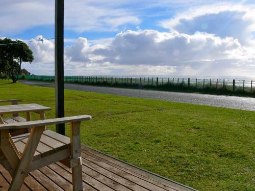 Oakura Beach Holiday Park