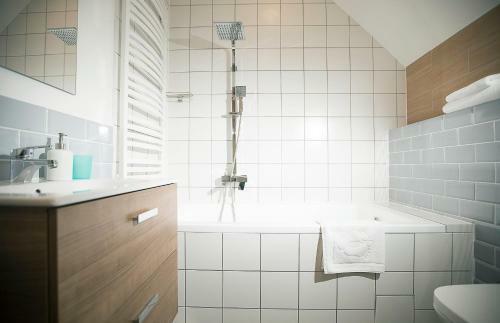 Hostal Ma?a Sycylia Restauracja I Apartamenty