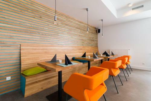 Hostal Ma?a Sycylia Restauracja I Apartamenty
