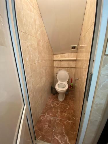 Hostal Guest House On Oktyabrskaya 93