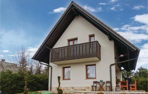 Three-bedroom Holiday Home In Preserje