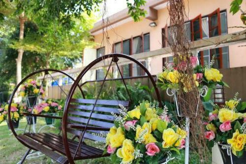 Hotel Baan Ruen Rim Nam