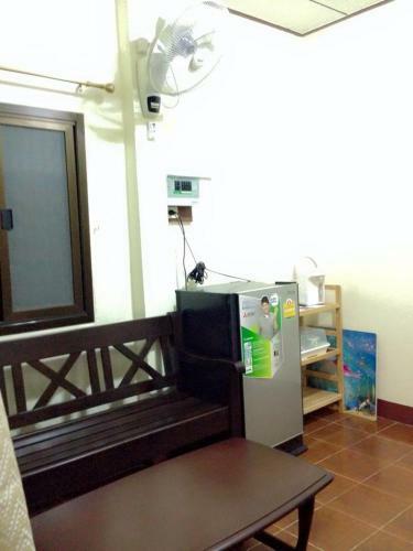 Hostal Plaifah Bungalow Koh Sichang