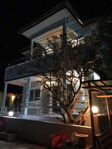 Hostal Plaifah Bungalow Koh Sichang