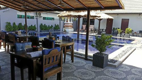 Hotel The New Dao Caf�